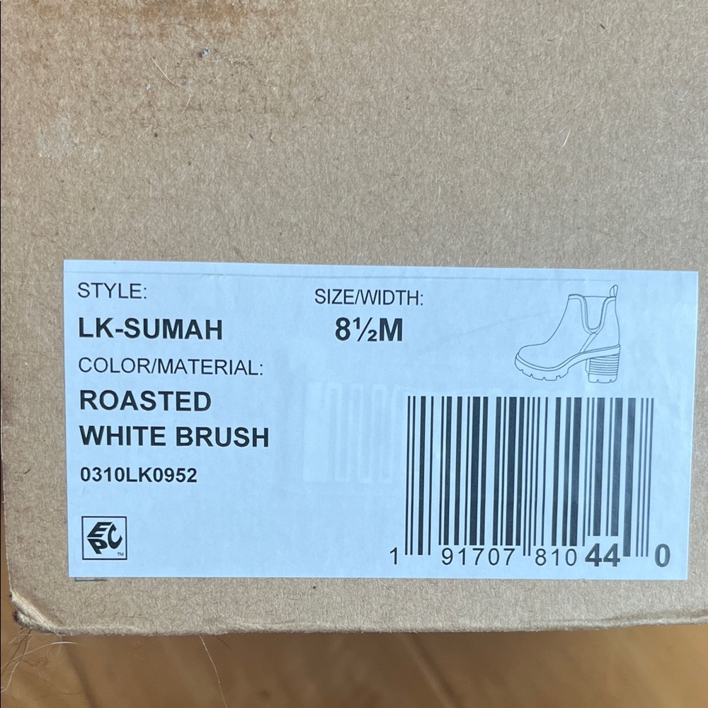 Lucky Brand Sumah Ankle Boots - Picture 8 of 8